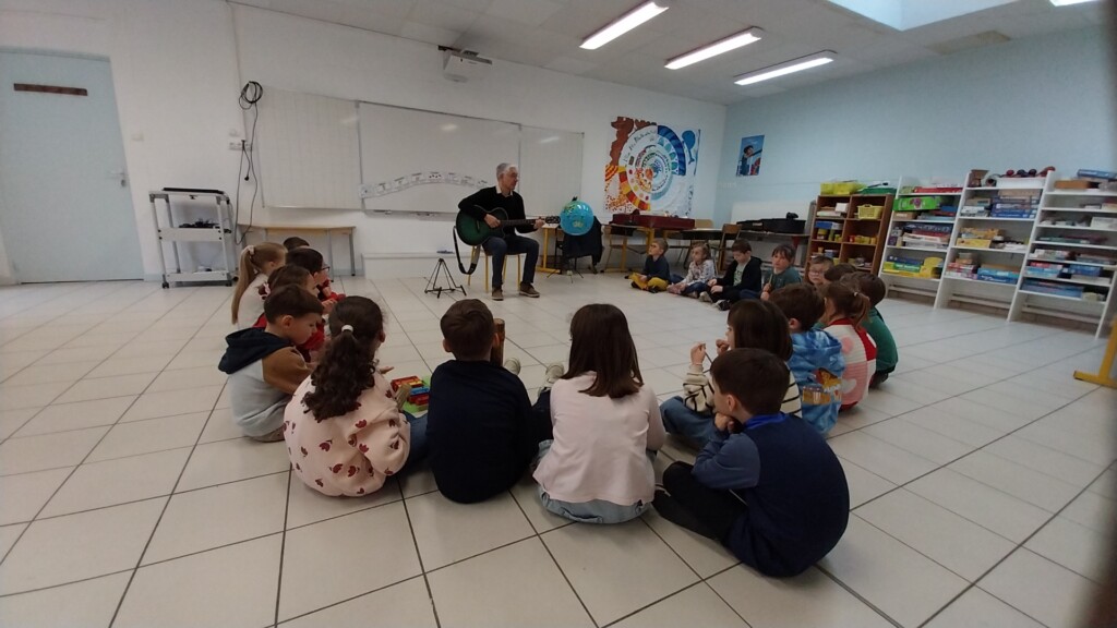 Le tour du monde en musique avec Olivier